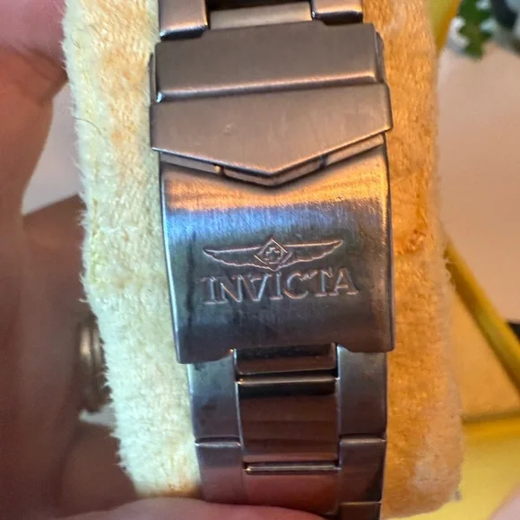 Invicta Silver and Black Multifunction Watch - Picture 5 of 6